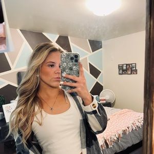 Meet your Posher, Kayley